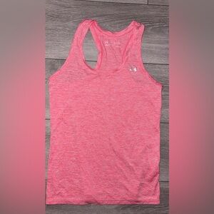 Under Armour Women’s Size XS Athletic Tank Top Pink Loose Heatgear EUC